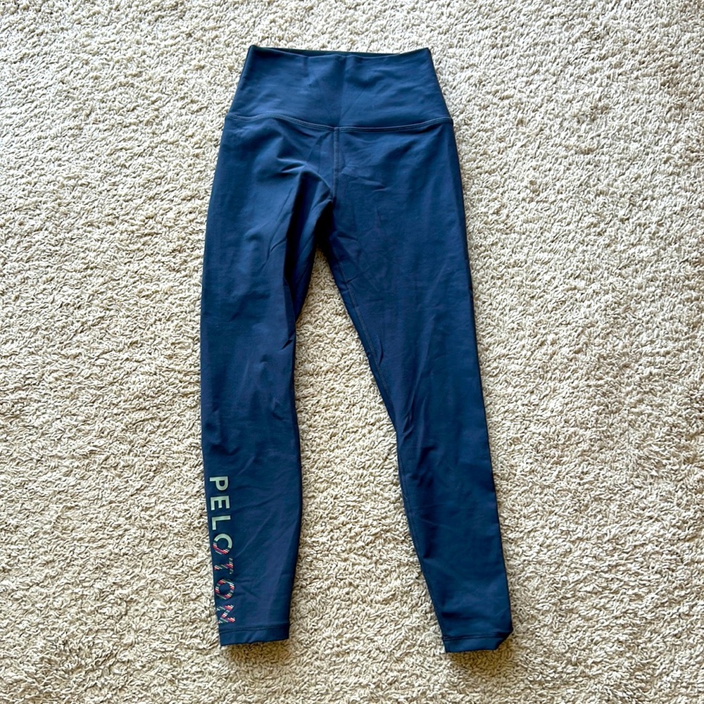 Peloton leggings, sizeS, never worn